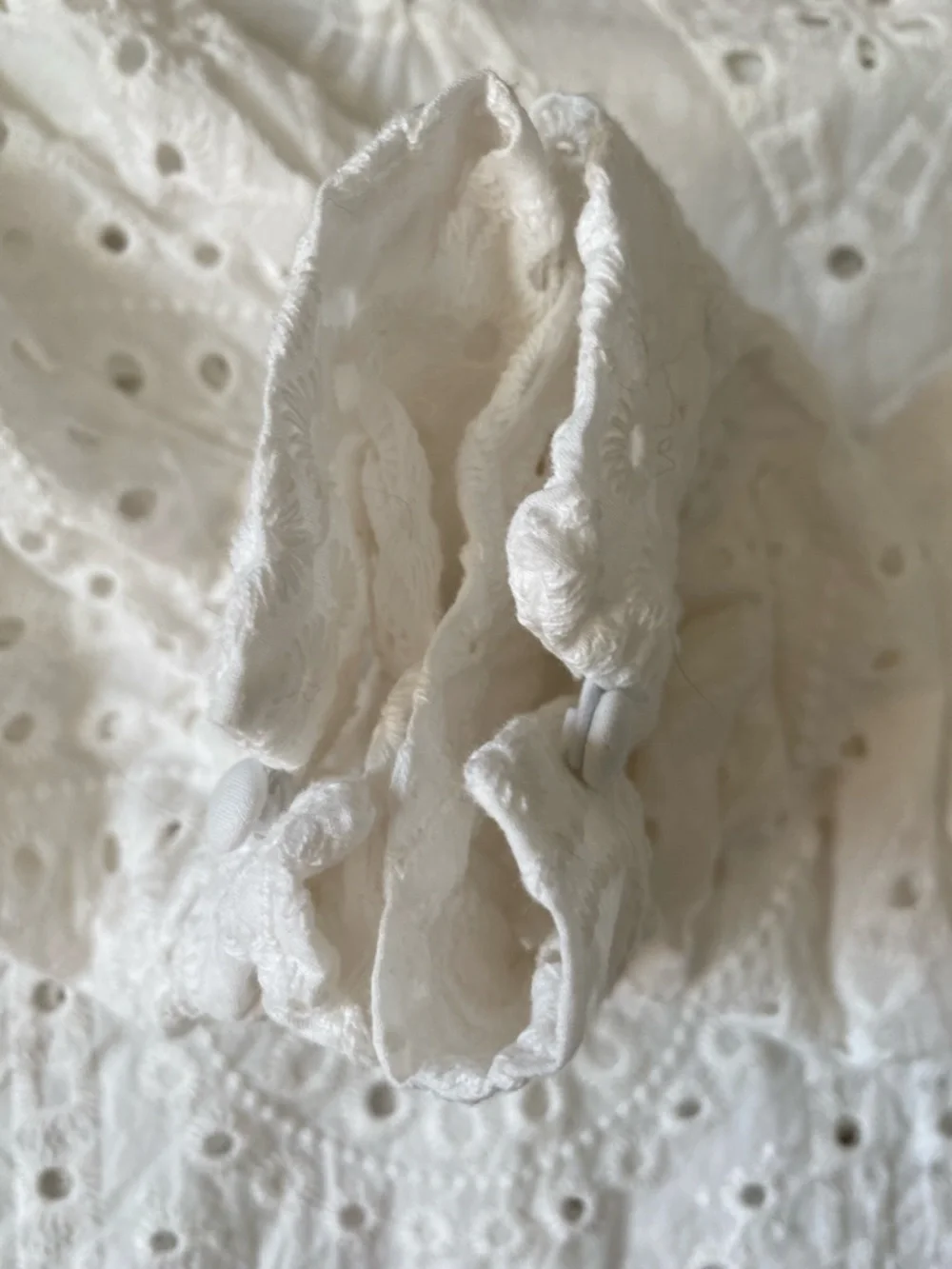 H&M White Cotton Eyelet Popover V-neck Summer Beach Top-Sz-L - Picture 8 of 15
